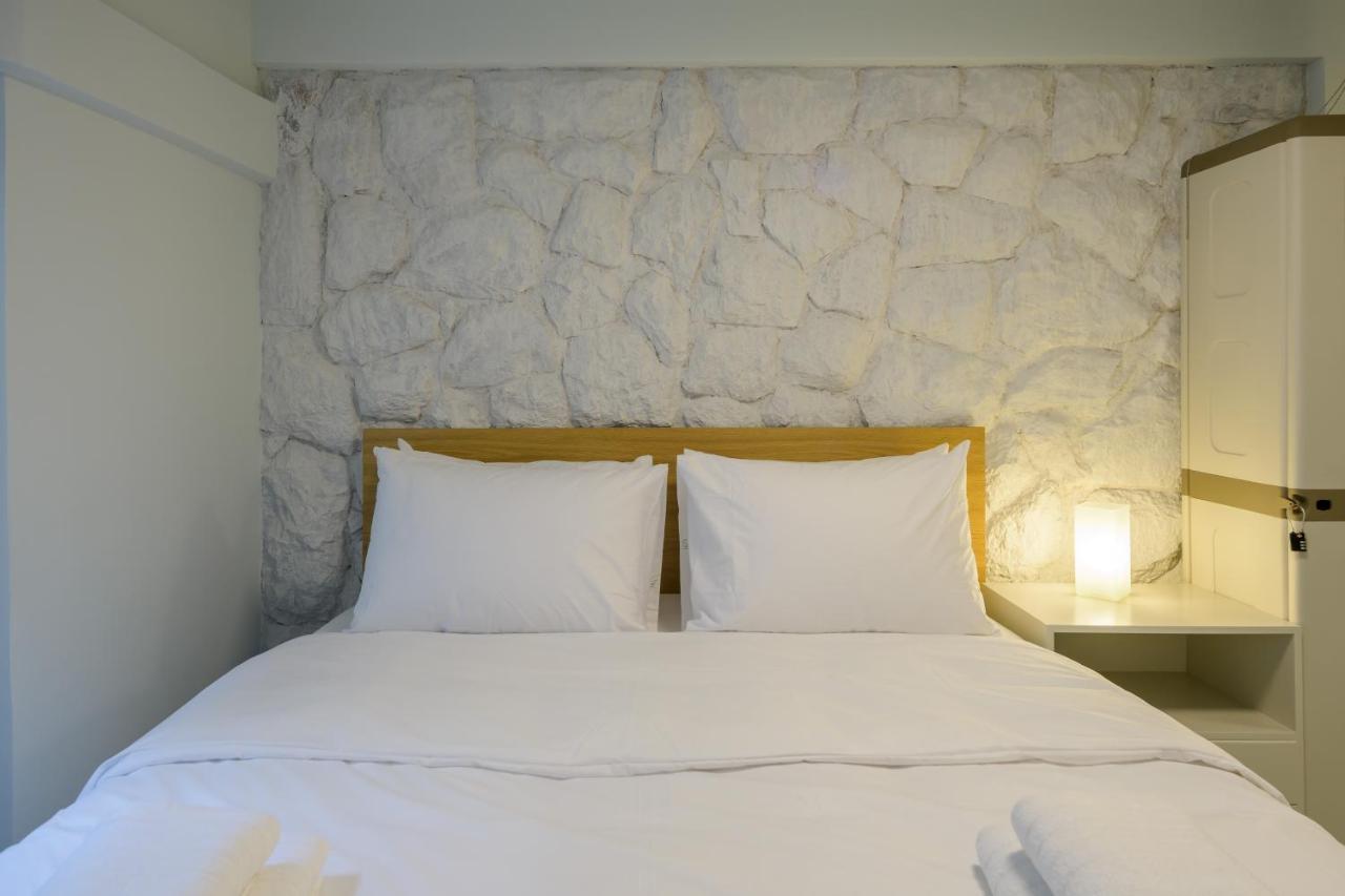 Fully Renovated Underground Flat In Pagrati Apartment Athens Luaran gambar
