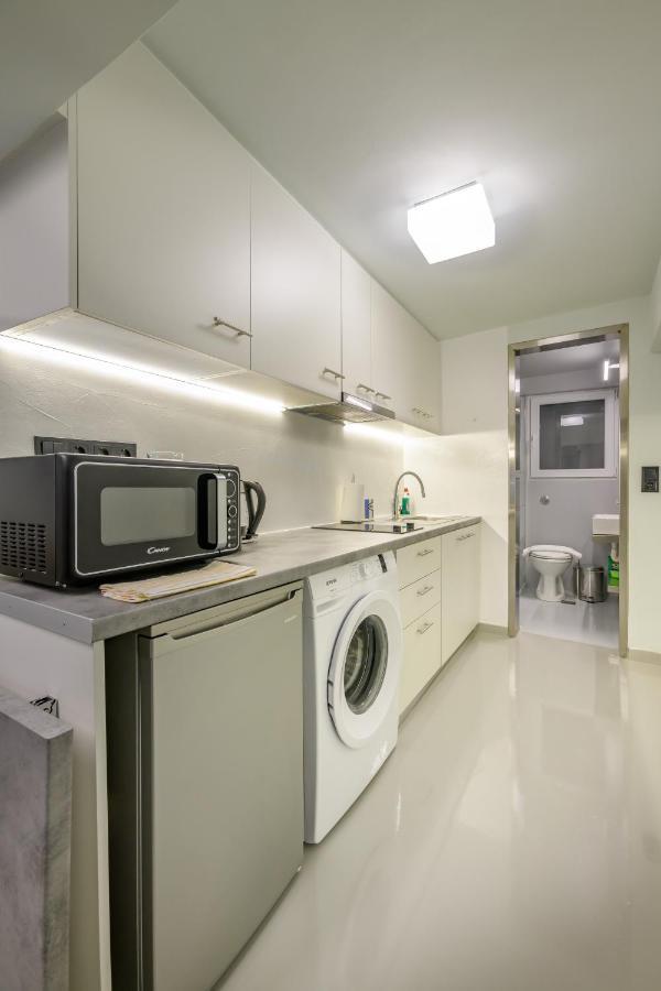 Fully Renovated Underground Flat In Pagrati Apartment Athens Luaran gambar